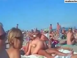 สาธารณะ นู้ด ชายหาด คนที่สวิงกิ้ง เพศ ใน หน้าร้อน 2015