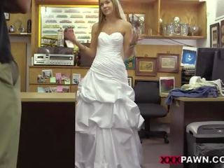 Die braut und sie hochzeit kleid