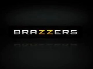 Brazzers - Shes Gonna Squirt - Veronica Rodriguez and Johnny Sins - I Hate Johnny Sins