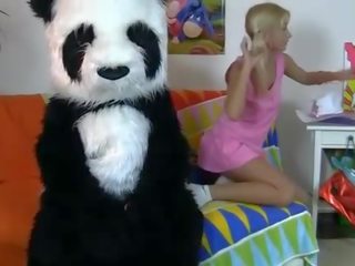 Panda medveď v sex hračka porno video
