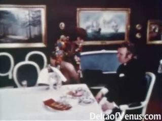 Yarışma porno 1960 - kamçı mini etek bukkake - tablo için üç