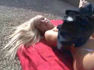 Hot blondie wants action outdoors Video