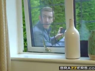 Brazzers - порно звезди като то голям - (aletta океан дани d) - peeping на порно звезда