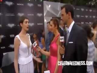 Celeb άννα hathaway pokers στο ο σκοτάδι ιππότης premiere