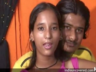 뜨거운 섹스 회견 용 귀여운 인도의 소녀 과 그녀의 소년