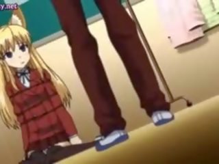 Adoleshent anime blondy merr i madh kar në pidh