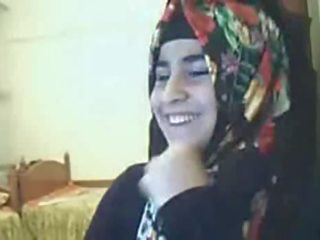 Hijab meisje tonen bips op webcam arabisch seks buis